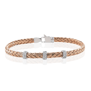 Bangle in 18k Gold with Diamonds