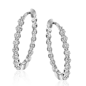 Hoop Earring in 18k Gold with Diamonds