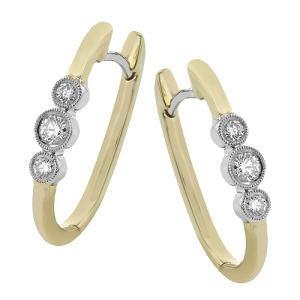 Hoop Earring in 18k Gold with Diamonds