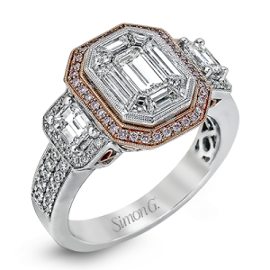 Engagement Ring in 18k Gold with Diamonds