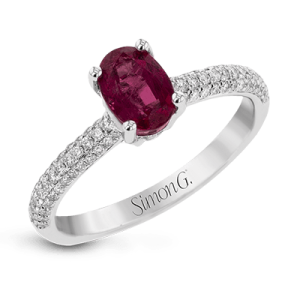 Color Ring in 18k Gold with Diamonds