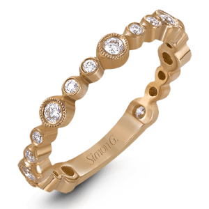 Right Hand Ring in 18k Gold with Diamonds