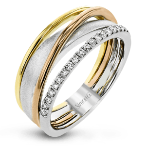 Right Hand Ring in 18k Gold with Diamonds