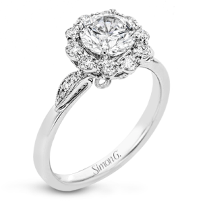 Engagement Ring in 18k Gold with Diamonds