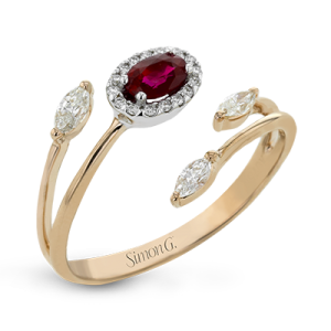 Color Ring in 18k Gold with Diamonds