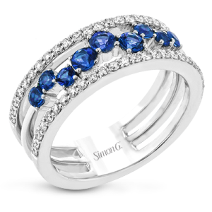 Color Ring in 18k Gold with Diamonds