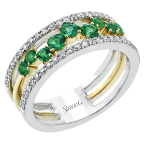 Color Ring in 18k Gold with Diamonds