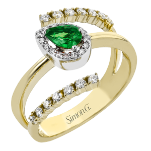 Color Ring in 18k Gold with Diamonds