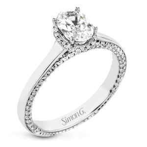 Engagement Ring in 18k Gold with Diamonds