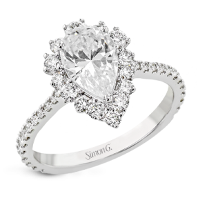 Engagement Ring in 18k Gold with Diamonds