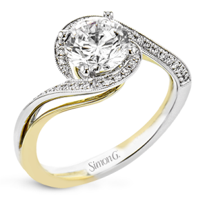 Engagement Ring in 18k Gold with Diamonds
