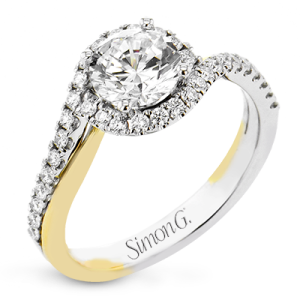 Engagement Ring in 18k Gold with Diamonds