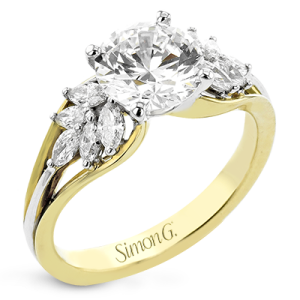 Engagement Ring in 18k Gold