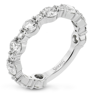 Right Hand Ring in 18k Gold with Diamonds