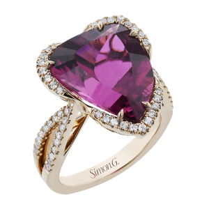 Color Ring in 18k Gold with Diamonds