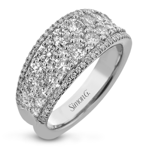 Right Hand Ring in 18k Gold with Diamonds