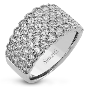 Right Hand Ring in 18k Gold with Diamonds