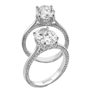 Engagement Ring in 18k Gold with Diamonds