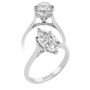 Engagement Ring in 18k Gold with Diamonds
