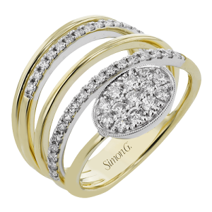Right Hand Ring in 18k Gold with Diamonds
