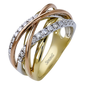 Right Hand Ring in 18k Gold with Diamonds