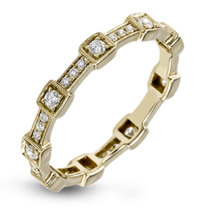 Right Hand Ring in 18k Gold with Diamonds