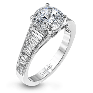 Engagement Ring in 18k Gold