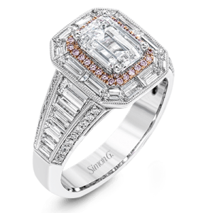 Engagement Ring in 18k Gold with Diamonds