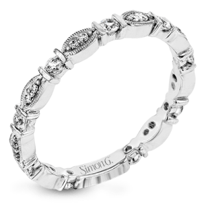 Right Hand Ring in 18k Gold with Diamonds