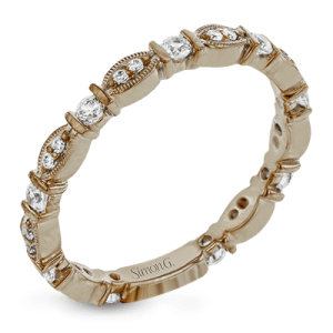 Right Hand Ring in 18k Gold with Diamonds