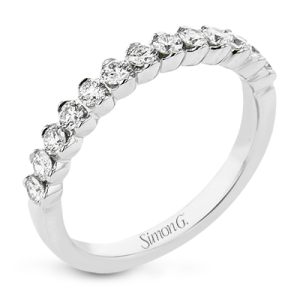 Wedding Band in 18k Gold with Diamonds
