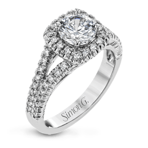 Engagement Ring in 18k Gold with Diamonds