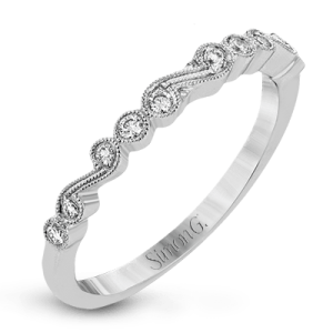 Right Hand Ring in 18k Gold with Diamonds