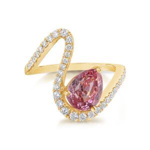 18K Yellow Gold Lotus Garnet/Diamond Ring