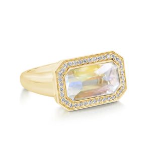 18K Yellow Gold Rainbow Moonstone/Diamond Ring