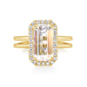 18K Yellow Gold Rainbow Moonstone/Diamond Ring