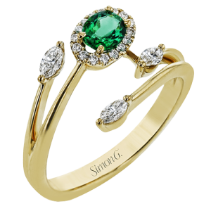 Color Ring in 18k Gold with Diamonds