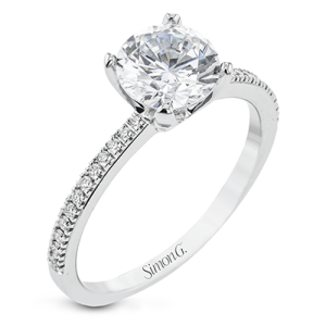 Engagement Ring in 18k Gold with Diamonds