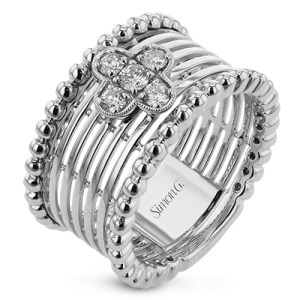 Right Hand Ring in 18k Gold with Diamonds