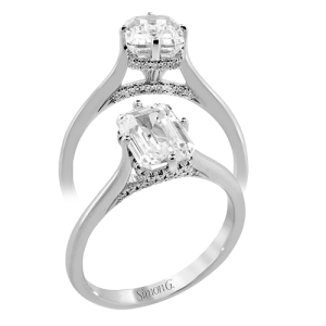 Engagement Ring in 18k Gold with Diamonds
