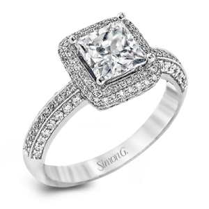 Engagement Ring in 18k Gold with Diamonds